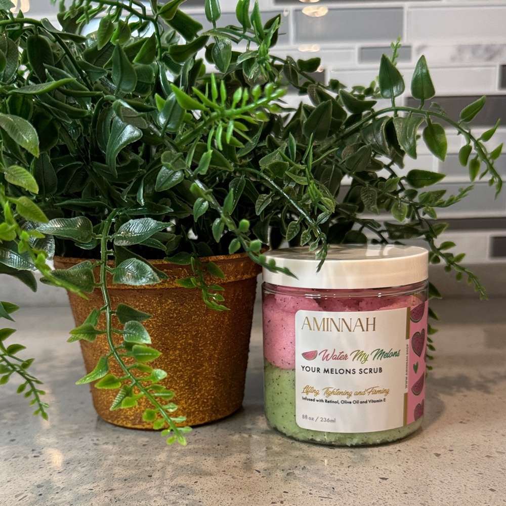 AMINNAH - Water My Melons Your Melons Scrub